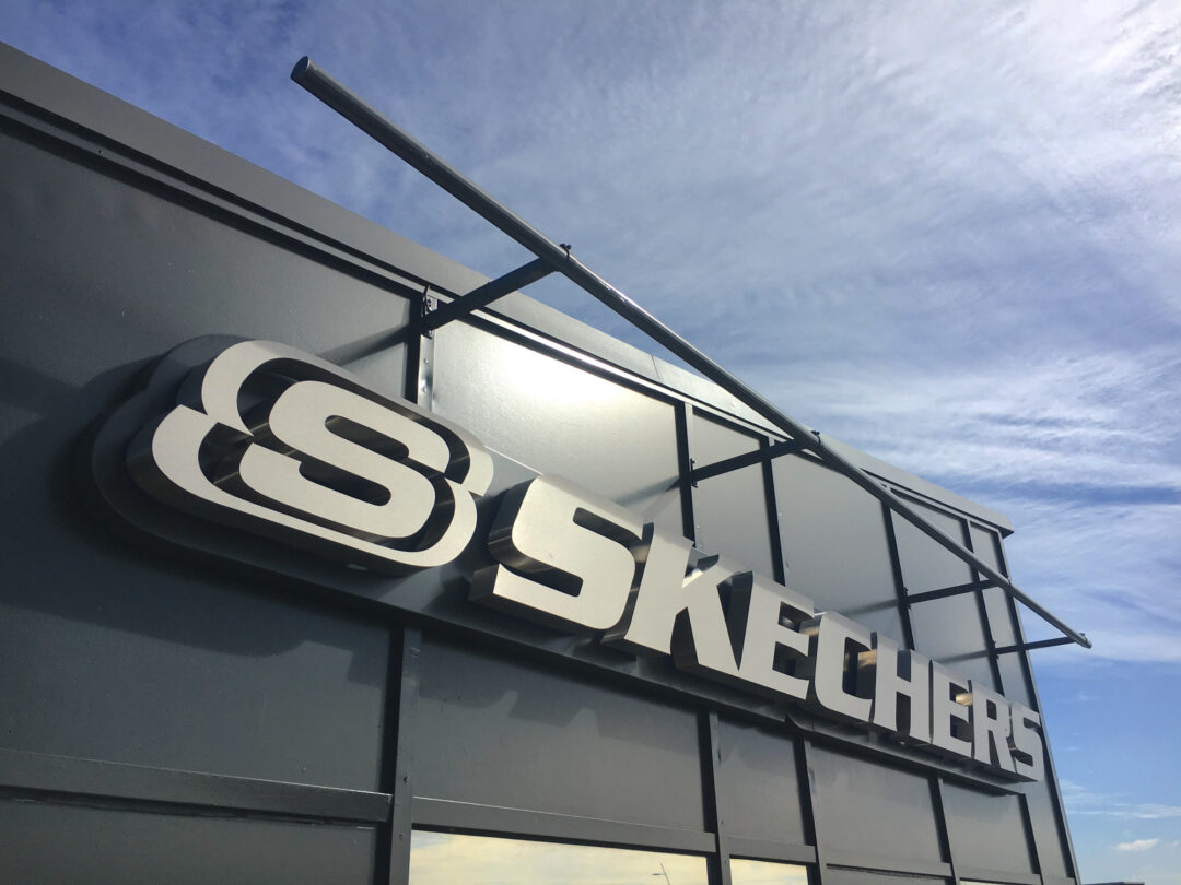 Skechers logo LED upgrade